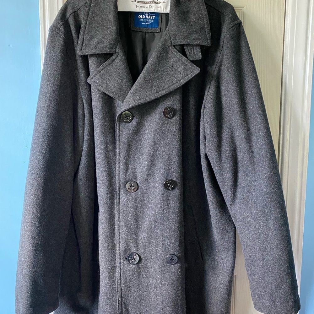 Old Navy Men's Charcoal Peacoat